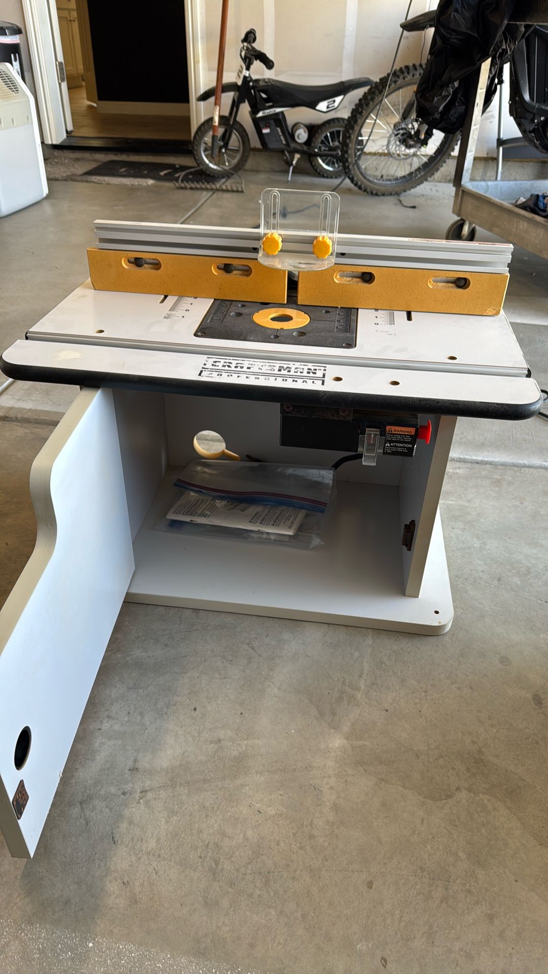 Router Tool Table (Router Not Included)