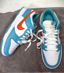 Miami Dolphin Dunks low top size 10 men