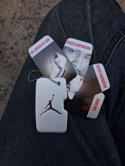 Vintage "OG 2005 Air Jordan XX 20 Low Complete Hangtag Keychain Card Set"