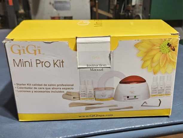Gigi Pro Wax Kit