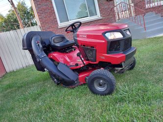 Craftsman T2300 riding lawnmower with double bagger
