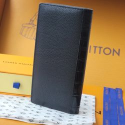 LV M88114  Long Wallets