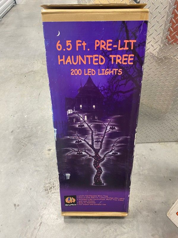 6' Ft 5" Pre-Lit Haunted Tree - 200 LED Lights - Halloween 🎃 Decorations