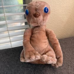 Vintage 1982 Kamar E.T. The Extra-Terrestrial Plush