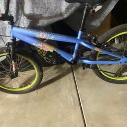 Mongoose 20 Inch Girls Bike