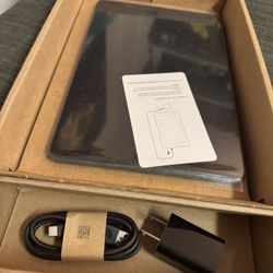 Amazon Fire HD 10 Plus tablet. 10.1", 1C80p Fuil HD. 32 GB. (2021 reiease)