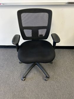 Mesh Task Chair