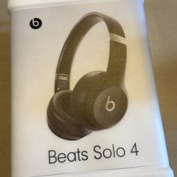 Beats Solo 4 Headphones 
