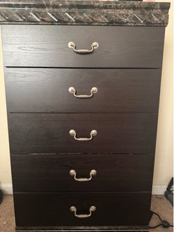 Queen Bedroom Set for Sale