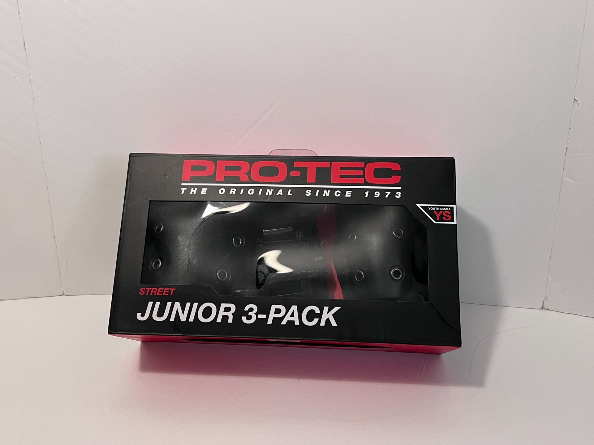 Kids Knee Pads. Brand New. Youth Small