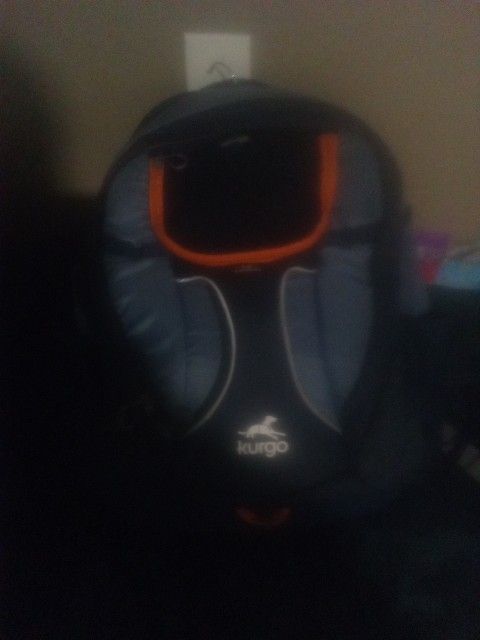 G Train Kurgo Backpack/ Dog Carrier