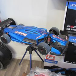 ARRMA limitless speed run car roller brand new $430