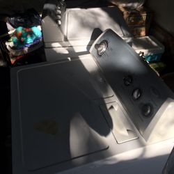 Washer And Dryer 200