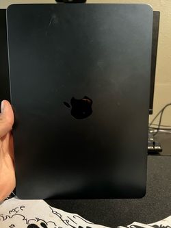 2022 M2 MacBook