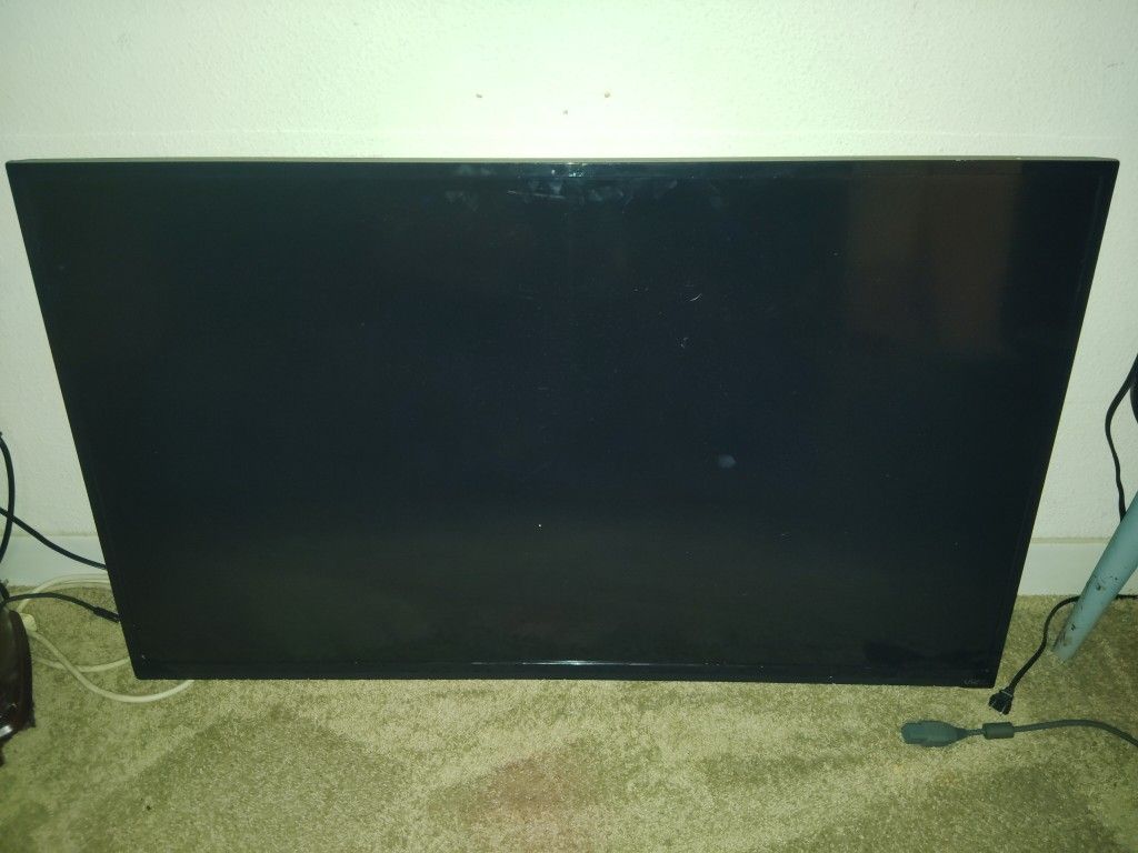 39 Inch Vizio Tesla Model E500i A1 Smart Tv