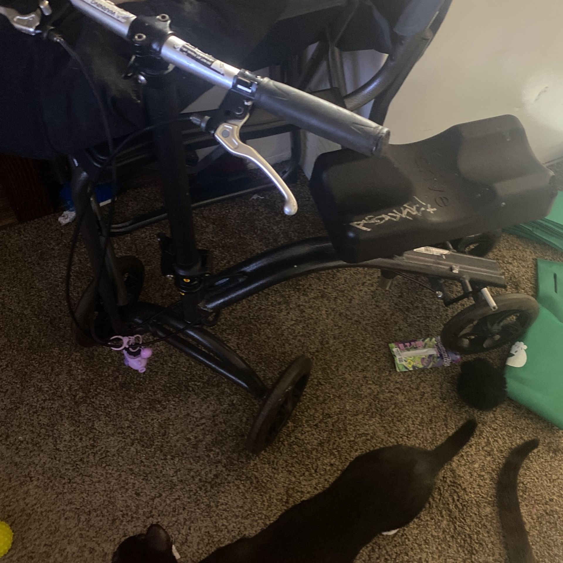 Knee Scooter