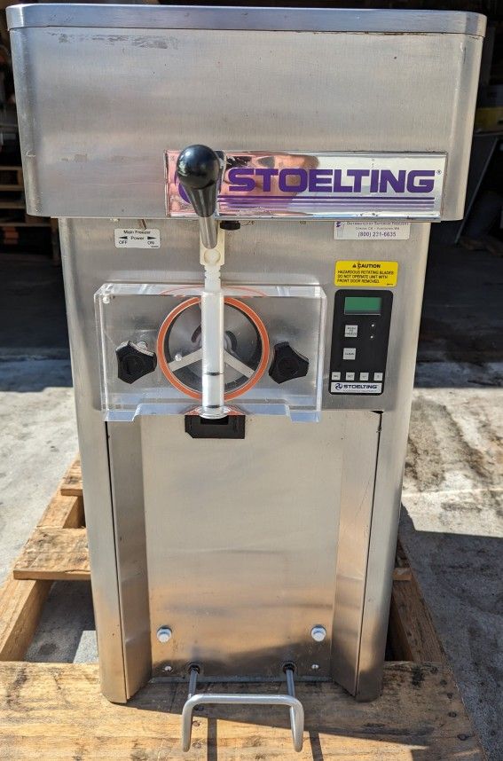 Stoelting E111-371 Endura Single Flavor Countertop Frozen Yogurt-Soft Serve Ice Cream Machine