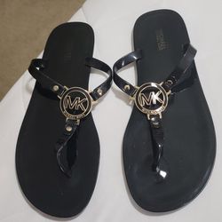 Michael Kors MK Woman's Sandals Size 9