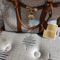 Mk Purse 
