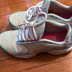 Nike Sneakers 