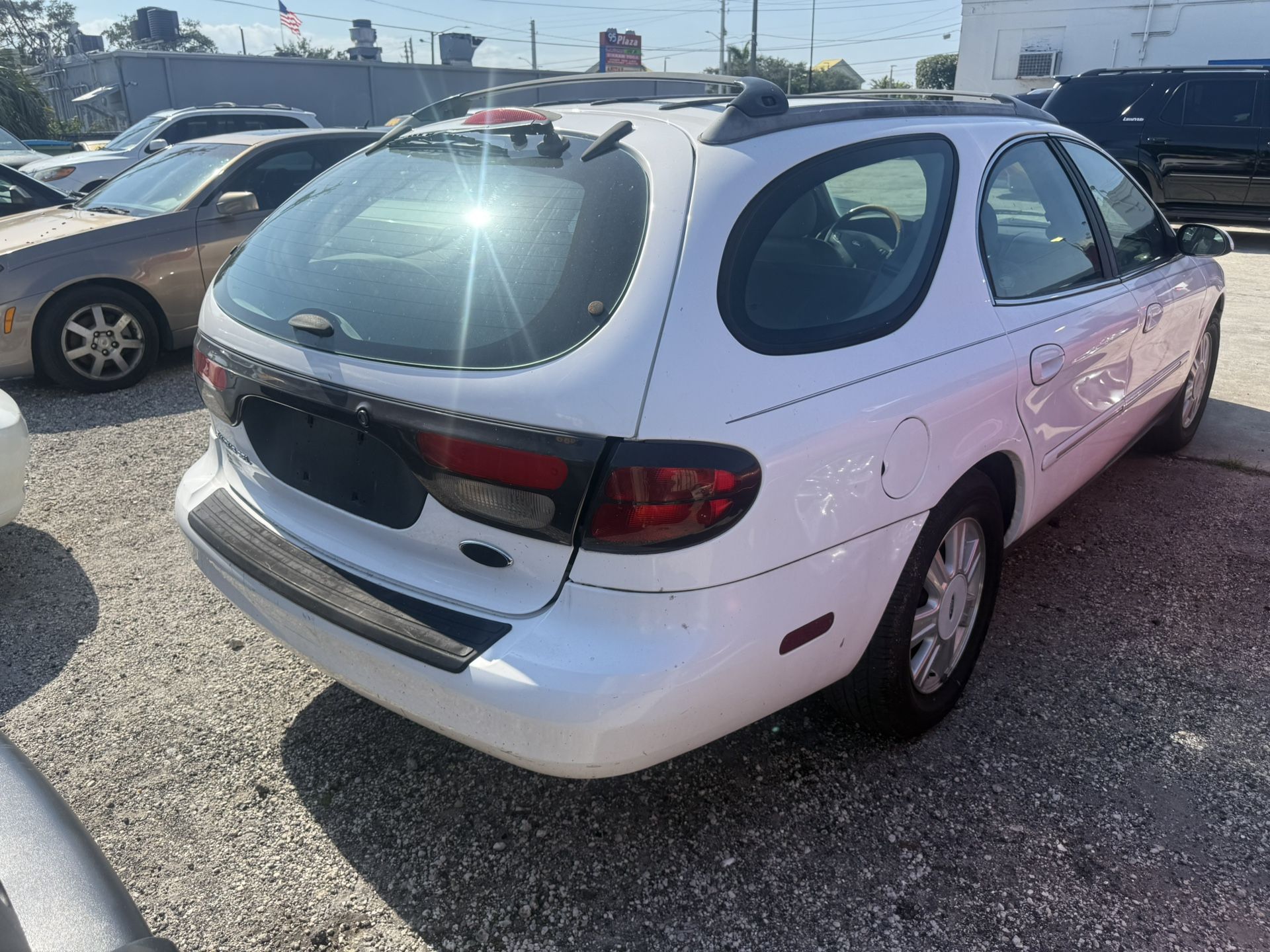 2003 Ford Taurus