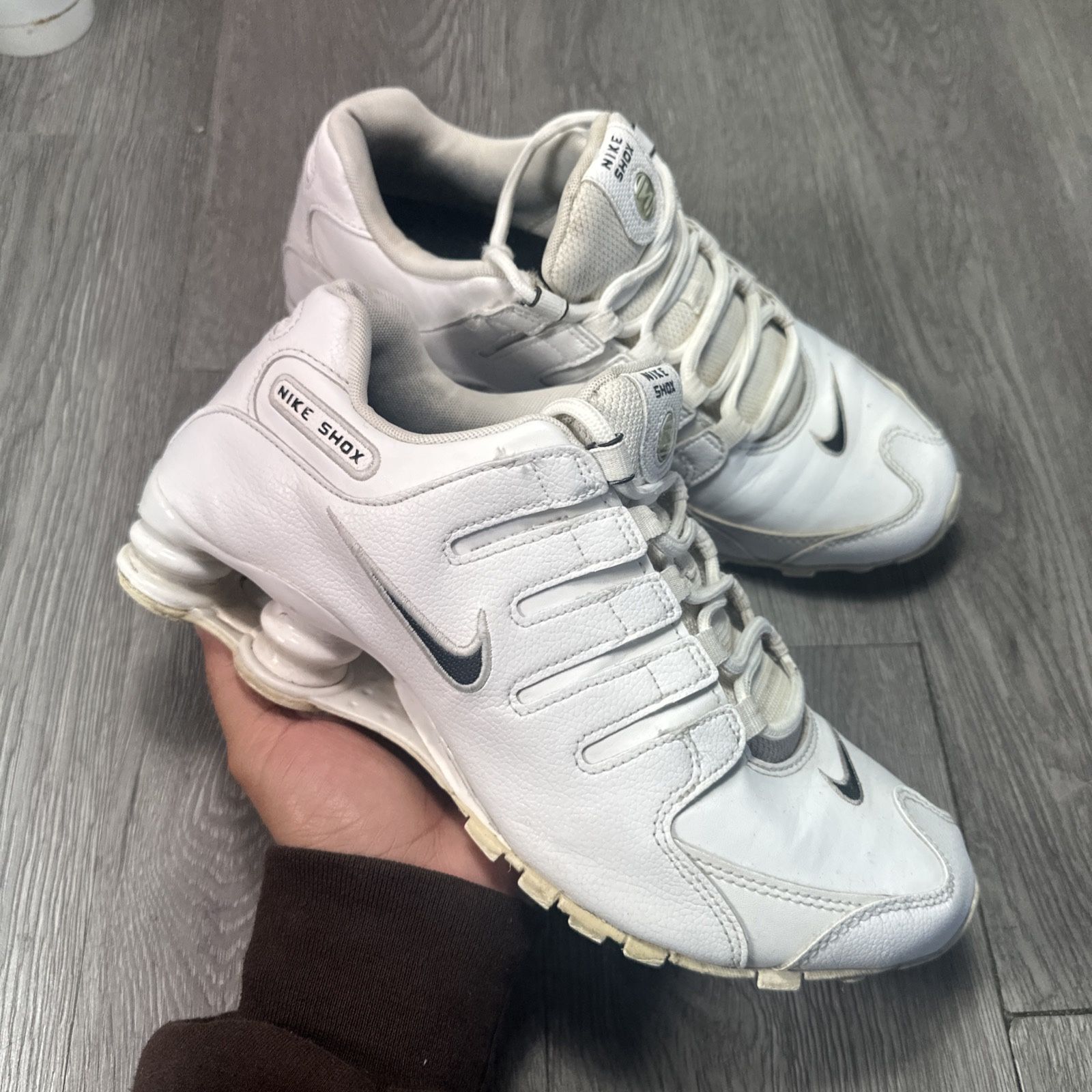 Nike Shox NZ 2019 White Leather Black Swoosh Sneakers 501524 106