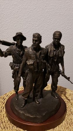 Vietnam Veterans Memorial Sculpture