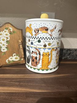 Vintage Cat Cookie/Treat Jar