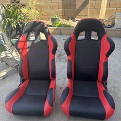 Pair of Red & Black Racing Seats – Good Condition