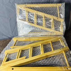 Plate/Art Stands. 2 Pack! Brand New!