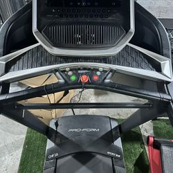 ProForm Sport 5.5 Treadmill 