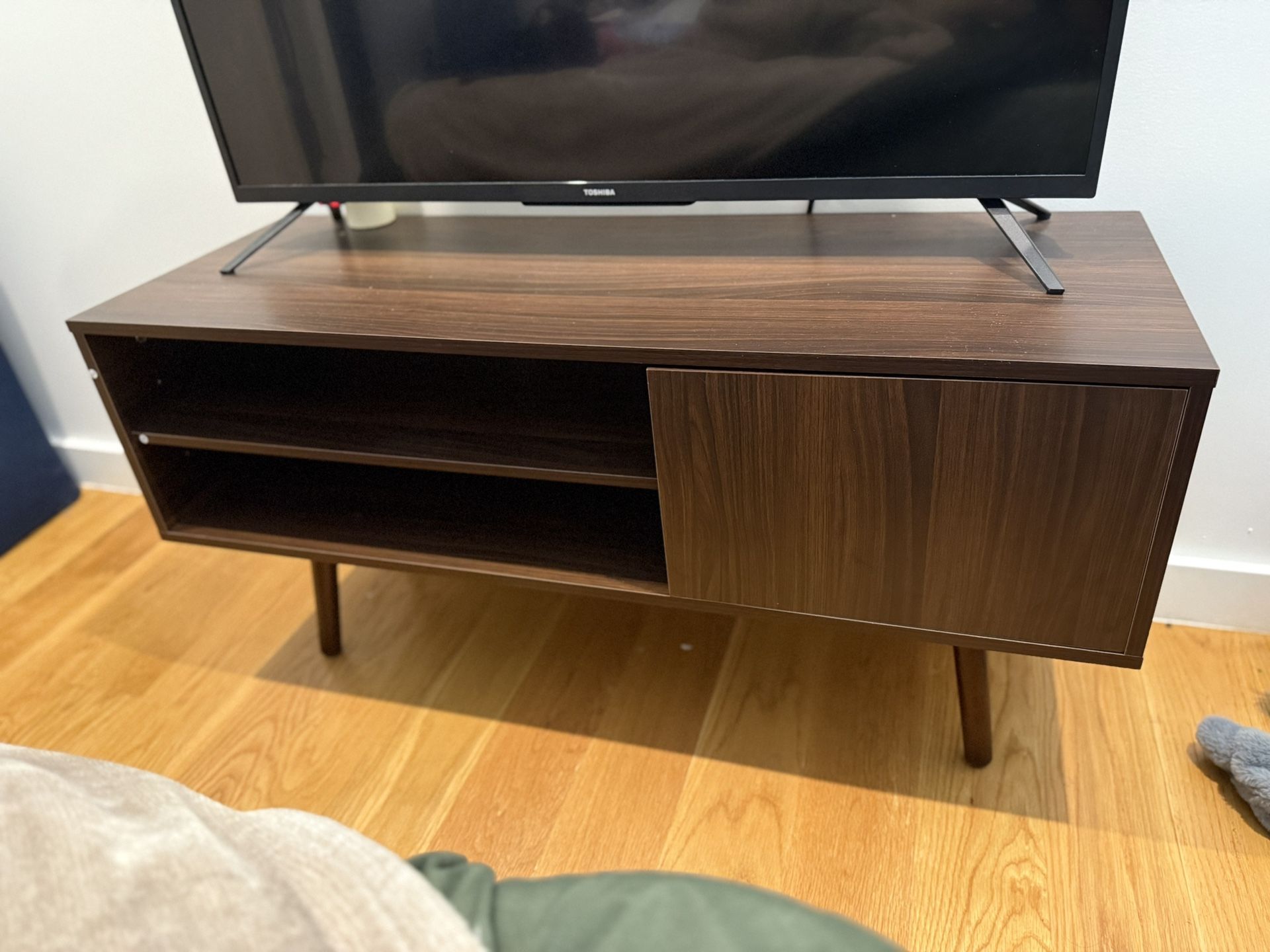 TV Stand Table