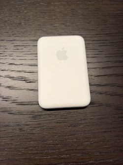 Genuine Apple MagSafe Battery Pack
