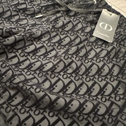 Gucci Dior Lacoste Burberry