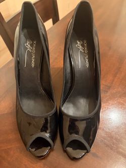 Donald j Pliner Shoes size 10