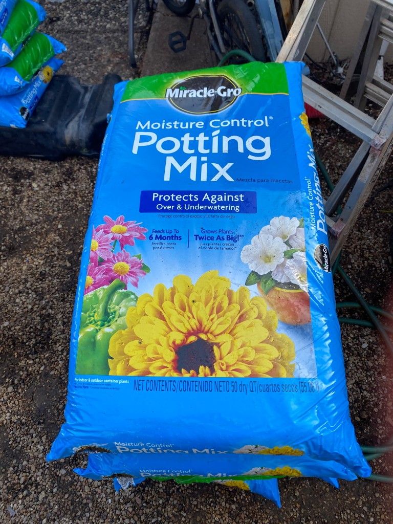 Miracle Gro Blue Bags