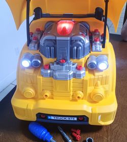 Toy truck - truck mechanical repair