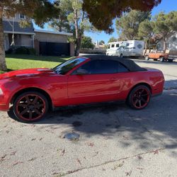 2010 FORD MUSTANG V6