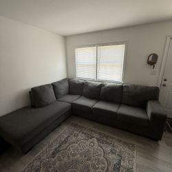 Sectional couch