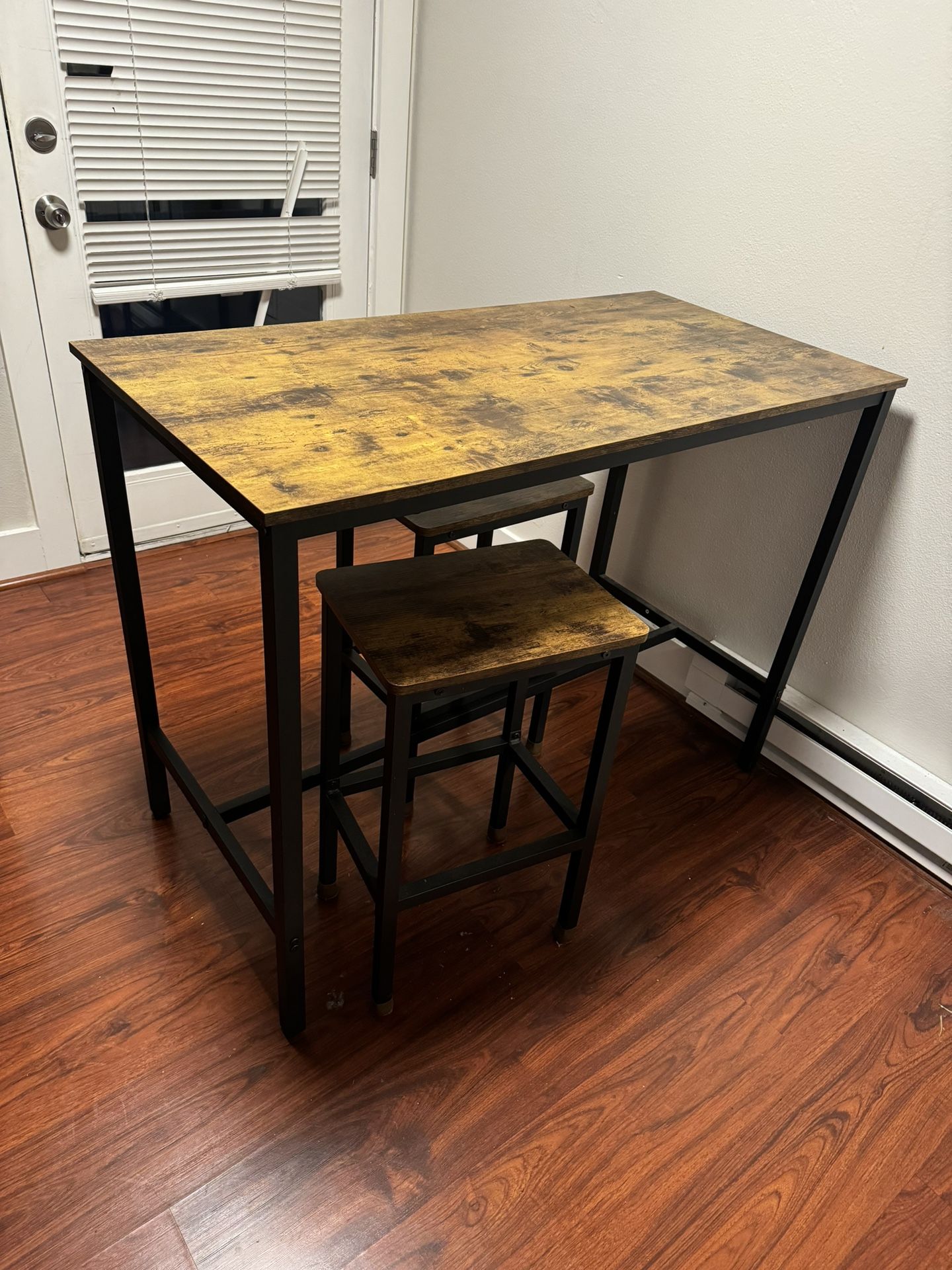 FREE Bar Stool Dining Table Set