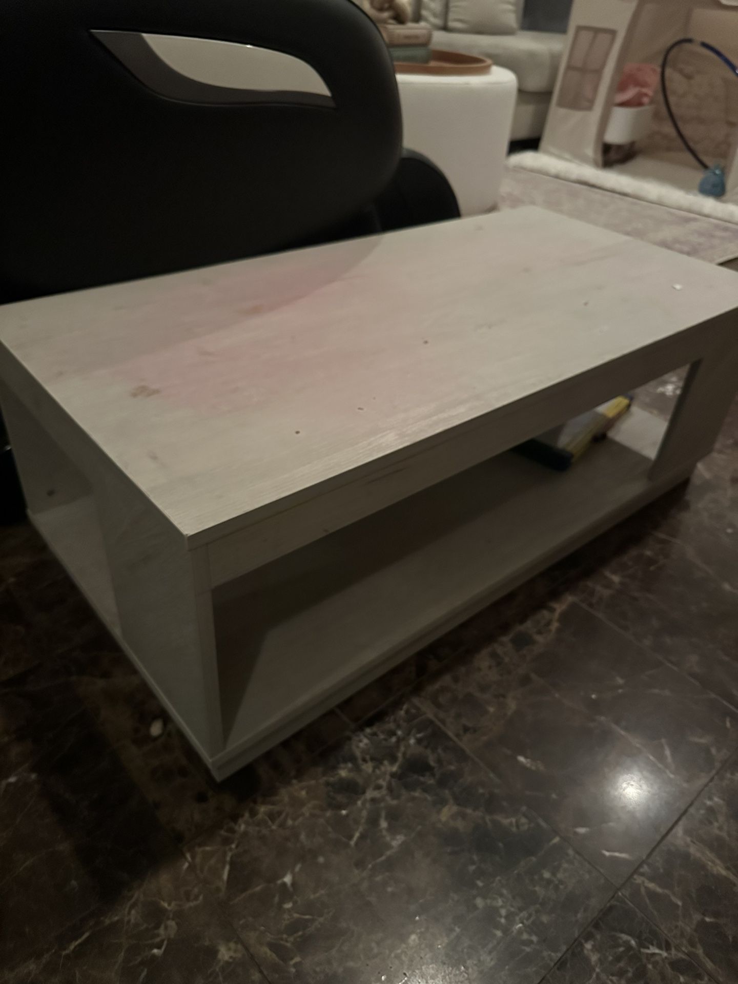 FREE COFFEE TABLE