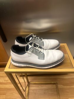 Golf Shoes Size 9.5