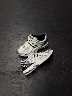 New Balance 1906R White Silver Black Sneakers