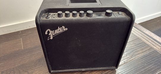 Fender Mustang guitar amp