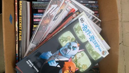 Lot Of 125 Comic Magazines Books 