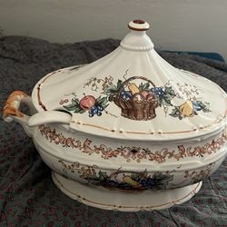 Vintage Japanese Porcelain Soup Tureen 