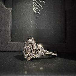 Size 8 Beautiful Lab Created Diamond Ring with 18K Gold,  (MARQUISE BRILLIANT)