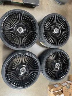 22" New Staggerd FLOATING Caps Wheels & New Tires For MERCEDES BENZ S550/S560/S580-We Finance