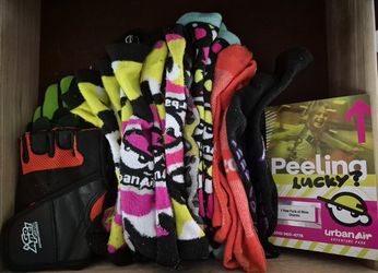 Adventure Trampoline Park Grip Socks & Gloves Bundle Urban Air Skyzone Altitude