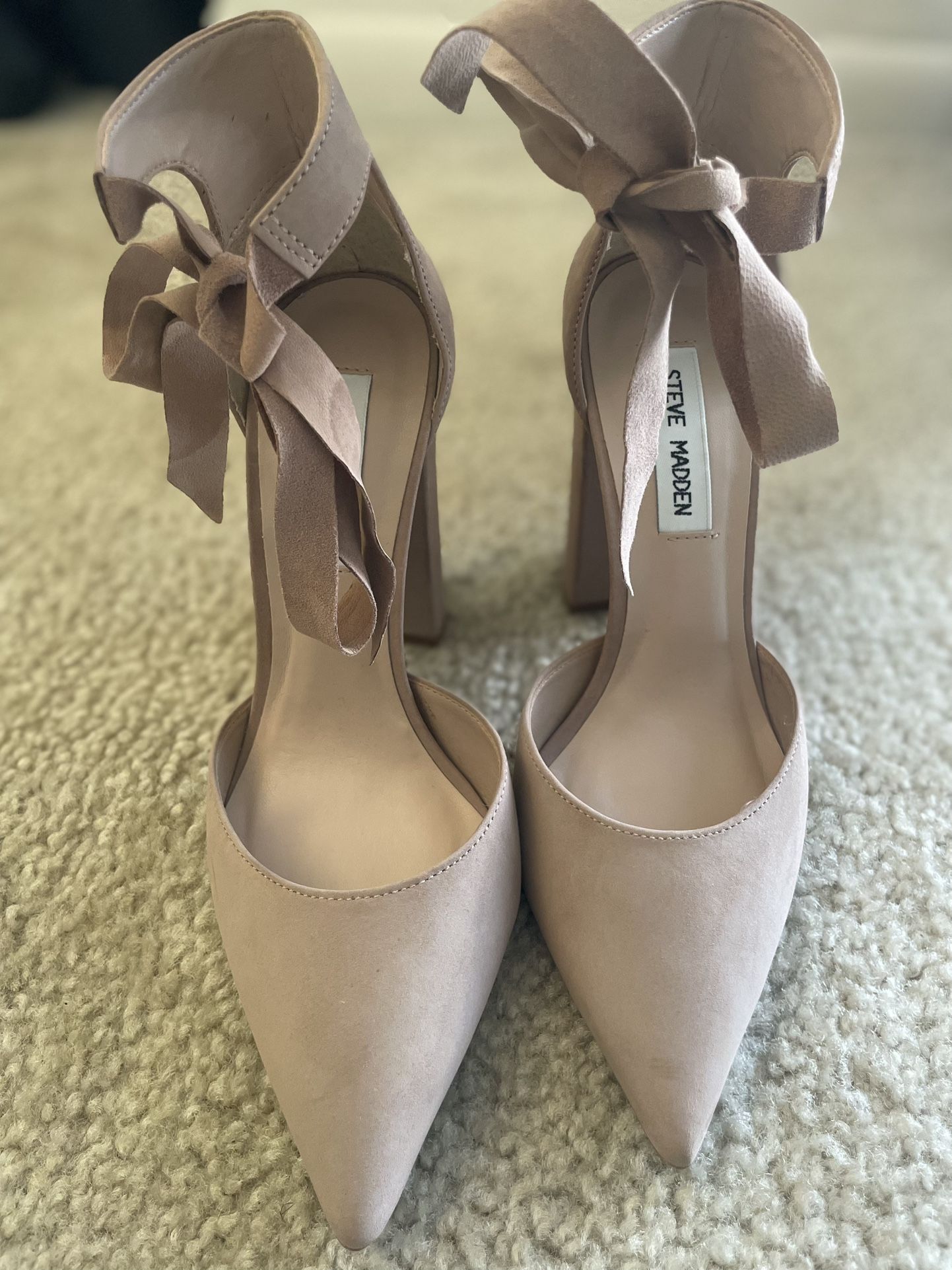 Women’s Shoes-stiff maiden dress heel size 7.5